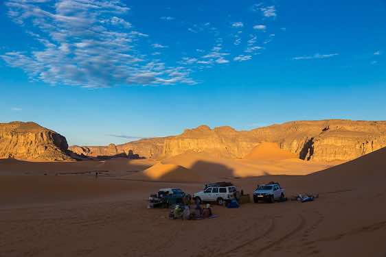 Camping in the sand dunes of Moul Naga, Tadrart region, Tassili n' Ajjer National Park, Sahara, North Africa