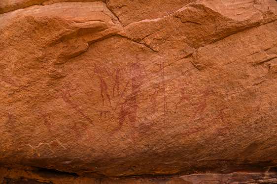 Rock painting of people, Neolithic rock art, Tadrart region, Tassili n ́Ajjer National Park, Sahara, North Africa