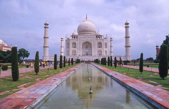 Taj Mahal with reflecting pool, Agra