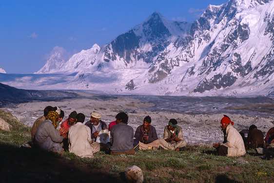Group of porters, Camp Yutmaru (Jutmal), 4250m, Karakoram Mountains