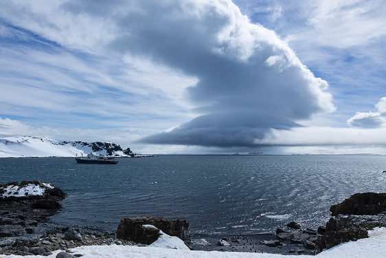 Half Moon Bay, Half Moon Island, South Shetland Islands, Antarctica