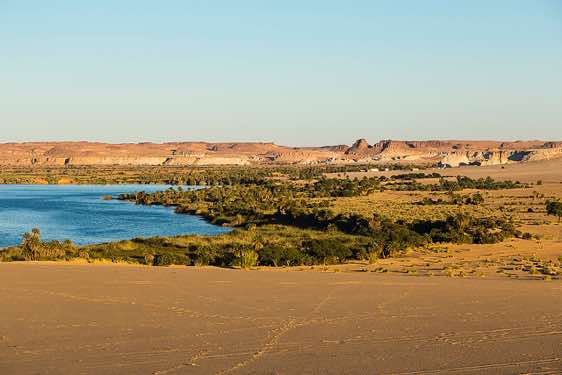Lake Teli, Ounianga Serir series of lakes, Ennedi region, Sahara desert, northern Chad