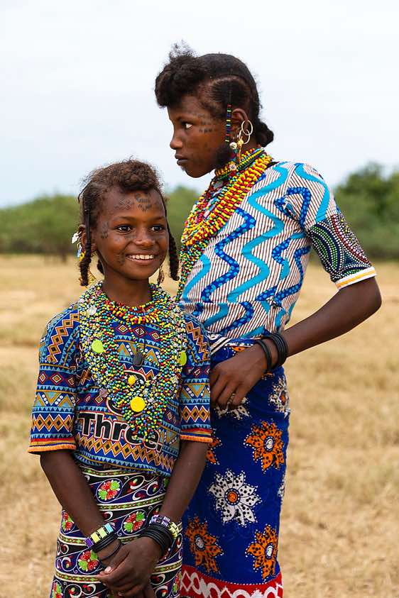 Young Wodaabe (Bororo) woman and girl at the Gerewol festival