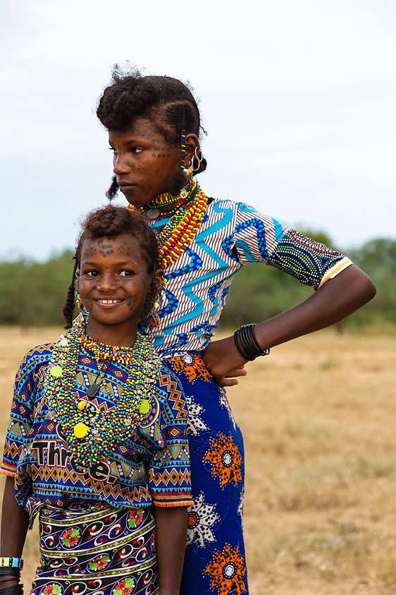Young Wodaabe (Bororo) woman and girl at the Gerewol festival