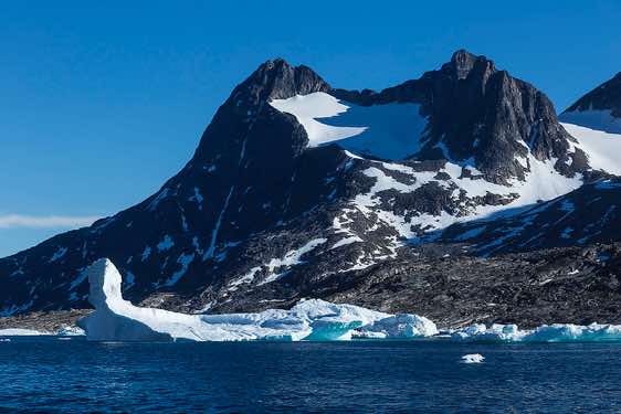 Floating iceberg, Ikaasartivaq Strait