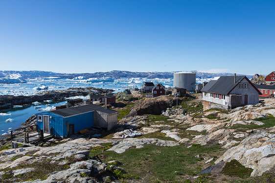 Sermilik Fjord, Tiniteqilaaq settlement