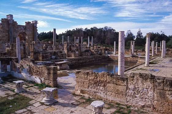 The Baths of Hadrian are an enormous construction, covering 3 ha