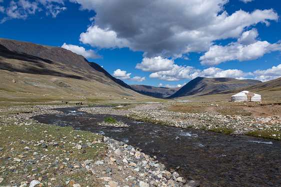 River valley, Tavan Bogd National Park, Altai Mountains, Western Mongolia