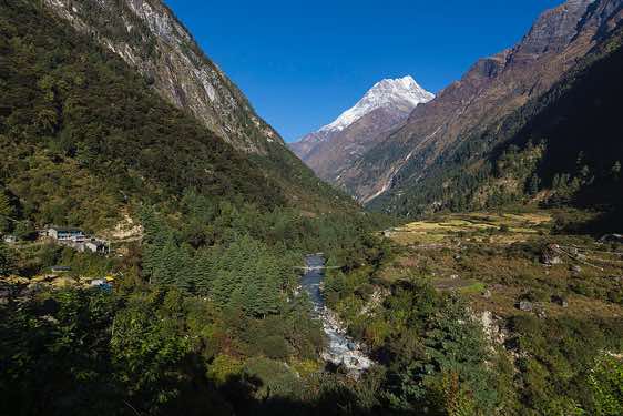 View up the Buri Gandaki Valley