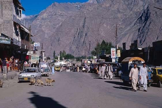 Main street of Skardu, administrative centre and largest town of Gilgit-Baltistan, Karakoram Mountains