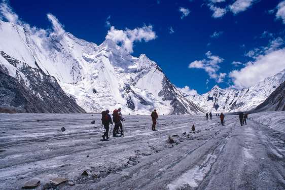 Trekking group on the Vigné Glacier, Karakoram Mountains