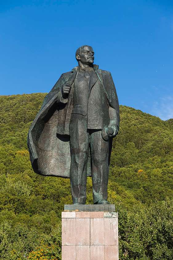 Lenin statue in the city centre of Petropavlovsk-Kamchatsky