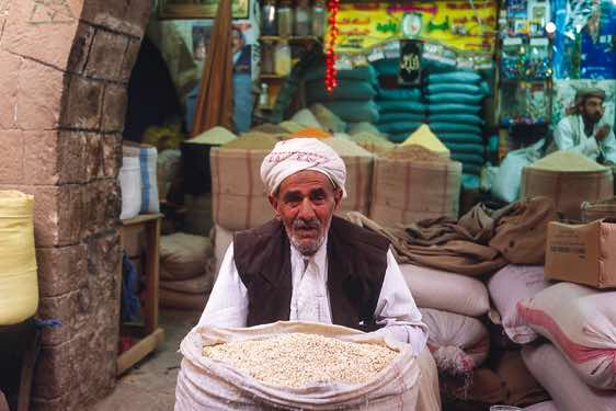 Old man, Souk in Sana'a