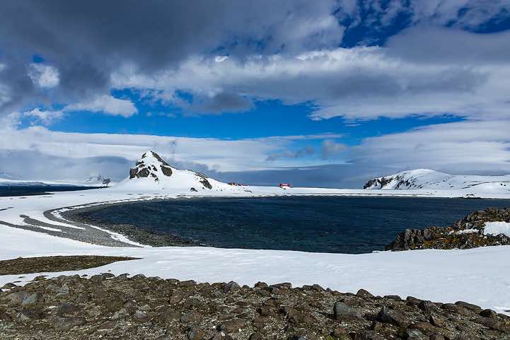 Half Moon Bay, Half Moon Island, South Shetland Islands