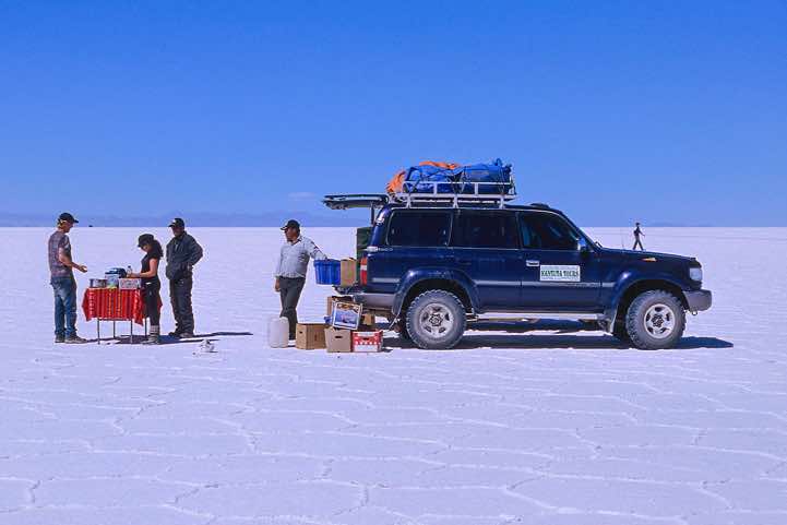Little man walking, Salar de Uyuni