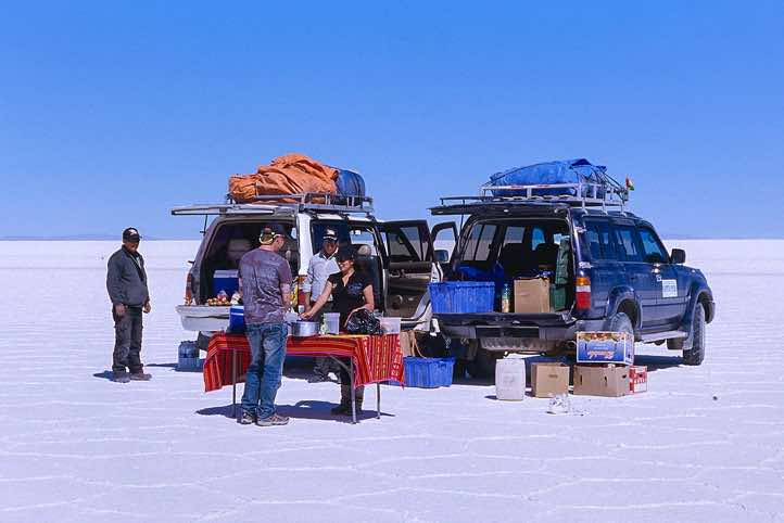 Preparing lunch, Salar de Uyuni