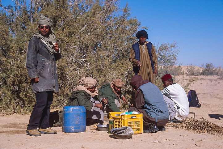 Desert kitchen. Our Libyan drivers prepare food for lunch.