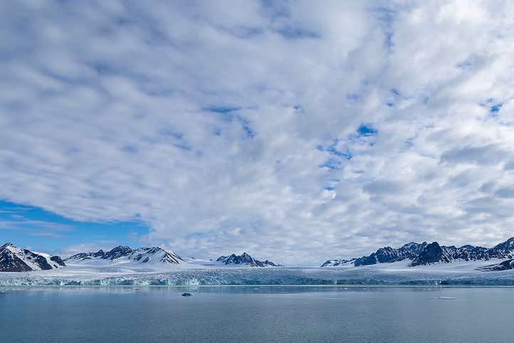 Lilliehöök Glacier, Krossfjorden