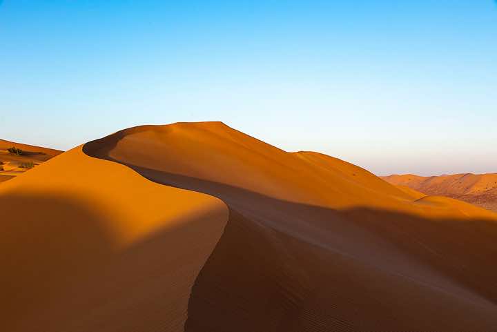 Dune crest, desert landscape, Rub al Khali, Empty Quarter, Dhofar region