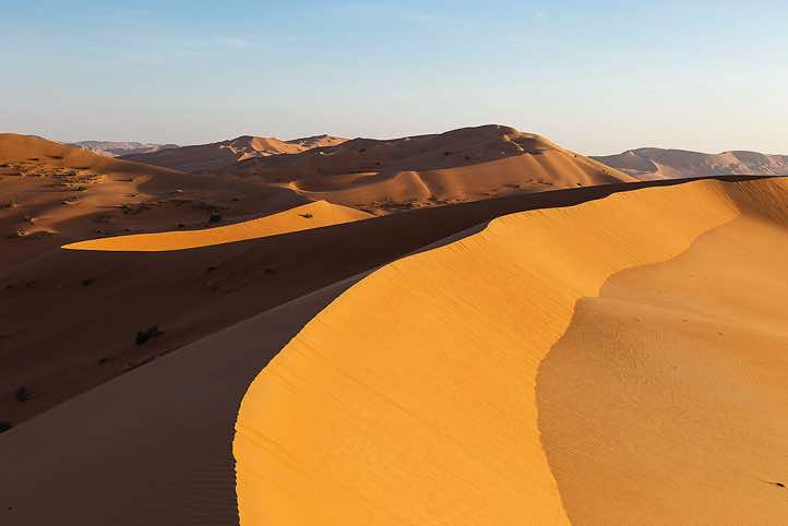 Dune crest, desert landscape, Rub al Khali, Empty Quarter, Dhofar region