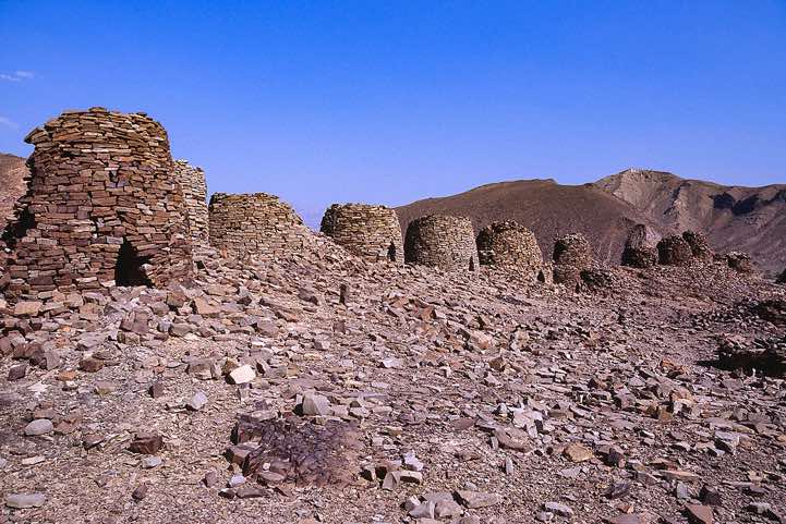 Beehive tombs, Wadi Al Ayn