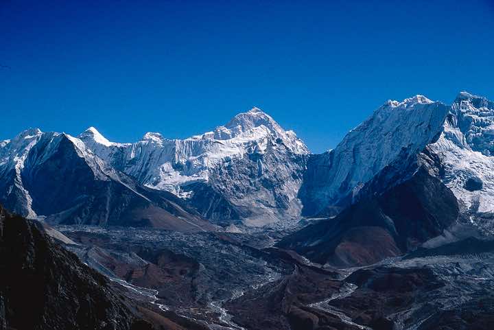 Top of Makalu, 8463m, seen from top of Nangkartshang Peak, 5500m
